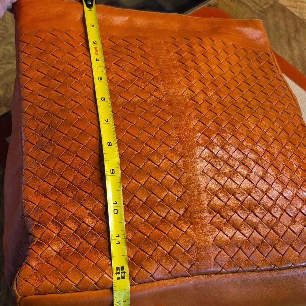 Bottega Veneta Persimmon Intrecciato Woven Leather Tote With Blue Suede Interior - Picture 13 of 14